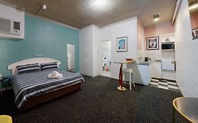 West End Motel & Backpackers